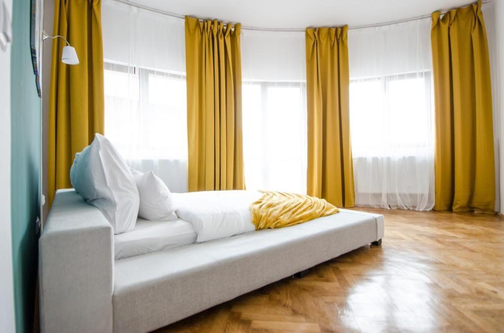 Stylized And Modern Apartment In بوخارست المظهر الخارجي الصورة
